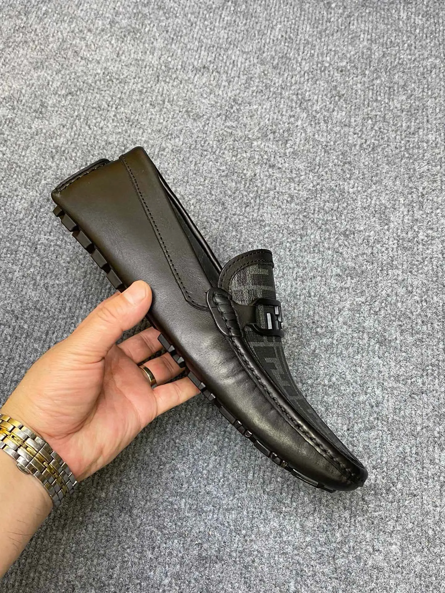 Men's Men's Shoes Men's Men's Shoes 💰700FENDI Fendi Men's Shoes are breathable and comfortable. Original development. Counters copy one to one. Imported cowhide. Niuri. 38 to 44. (can be ordered at 45.46. No returns or exchanges)